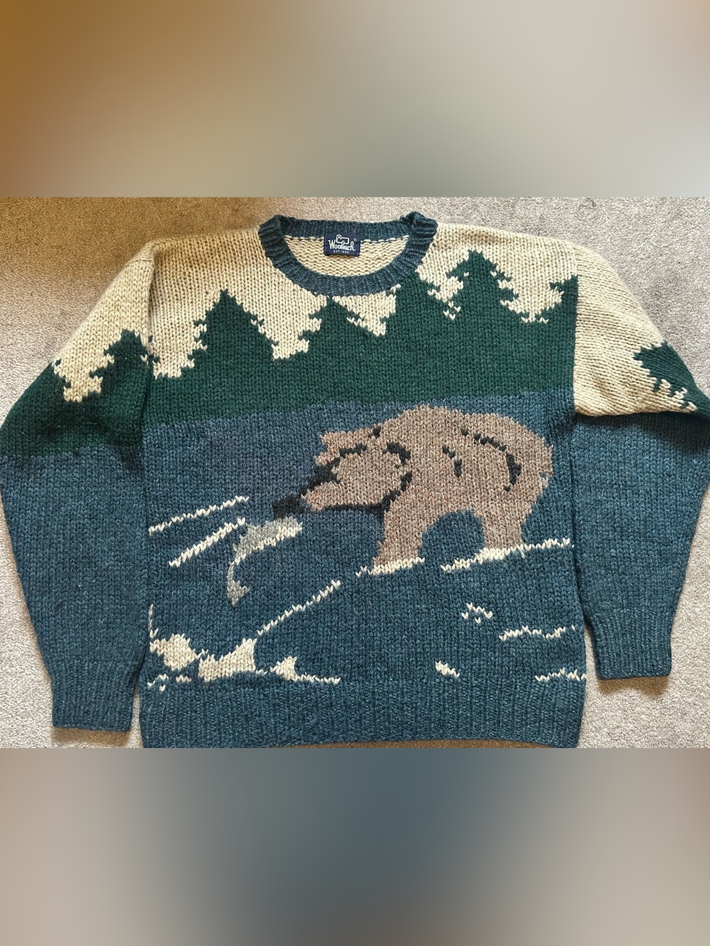 Woolrich Bear, Fish & Mountain Crewneck Wool Knit Sweater